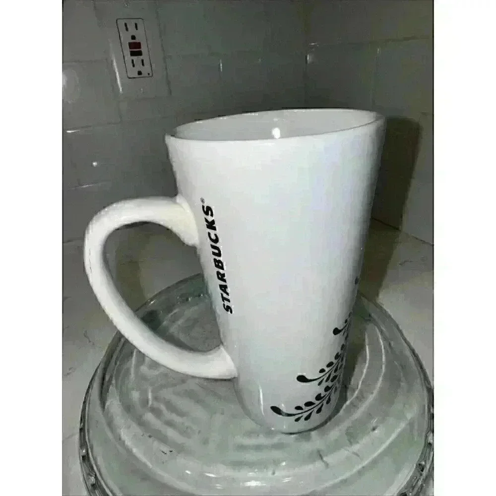 starbucks 2011 tall christmas tree mug. euc